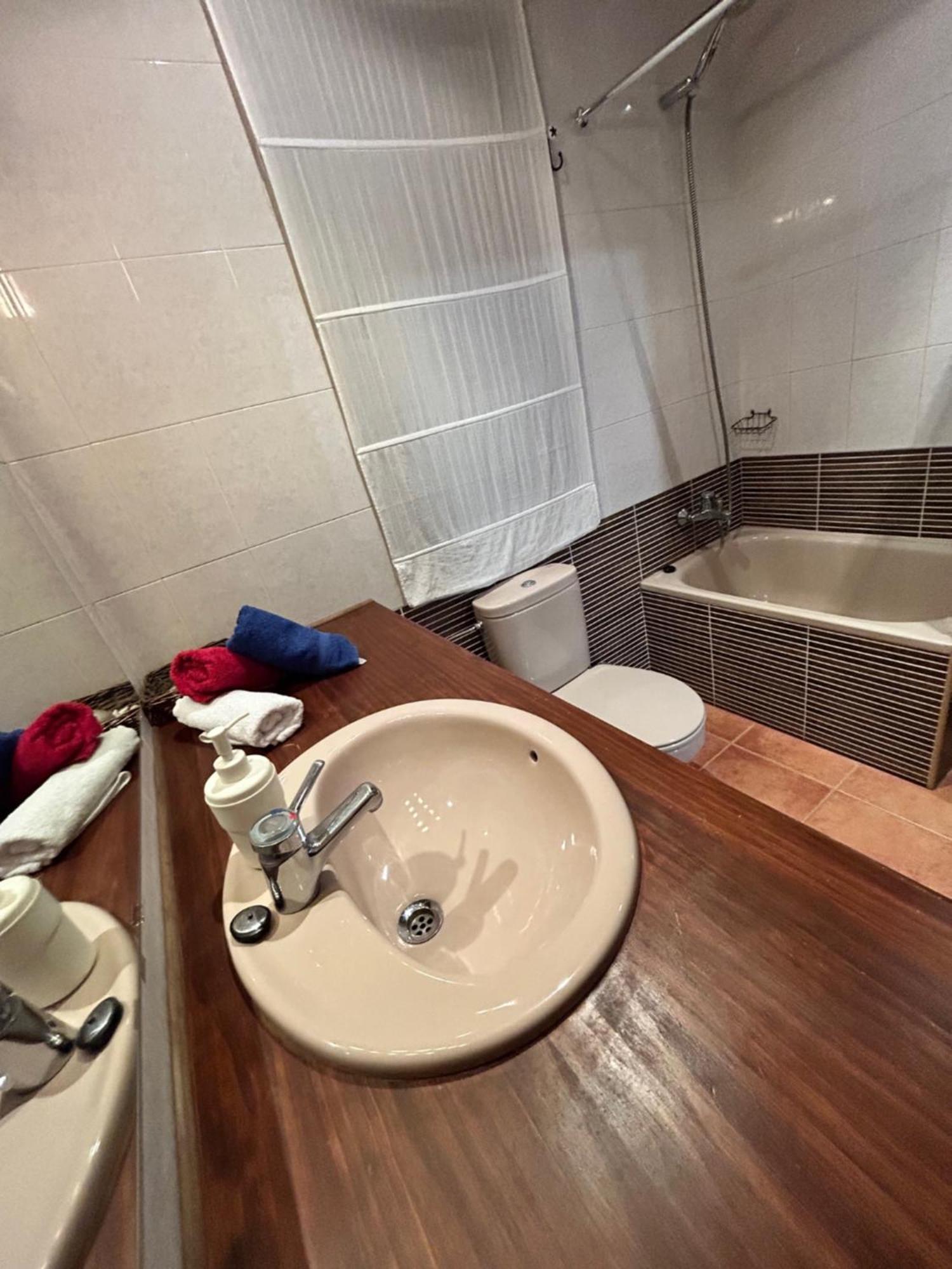 Apartaments Arenys De Boi Bohí Oda fotoğraf