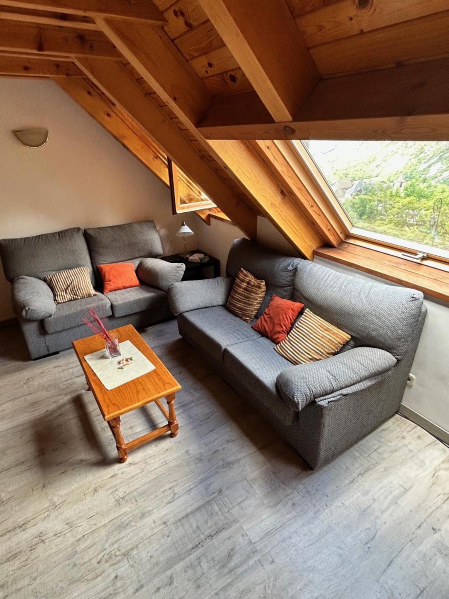 Apartaments Arenys De Boi Bohí Oda fotoğraf