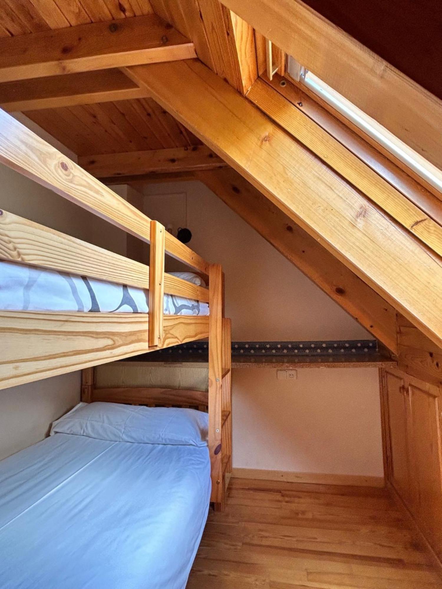 Apartaments Arenys De Boi Bohí Oda fotoğraf