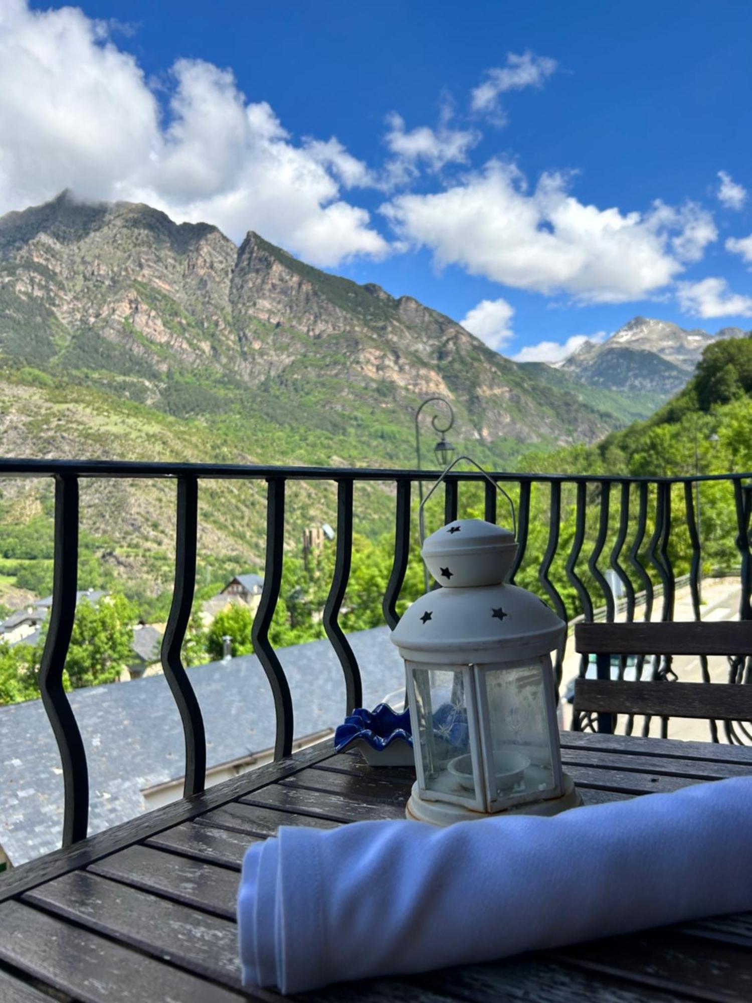 Apartaments Arenys De Boi Bohí Oda fotoğraf